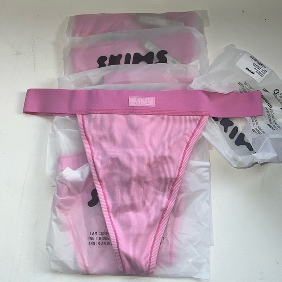 SKIMS Other - Lot of 3 NWT SKIMS Cotton Rib Thong, Size large color Bubblegum